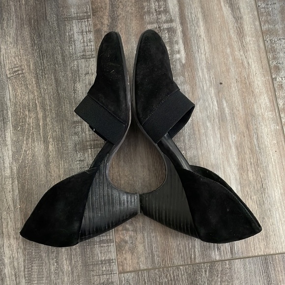 Eileen Fisher Bailey d’Orsay Black Suede Heels - Picture 4 of 7